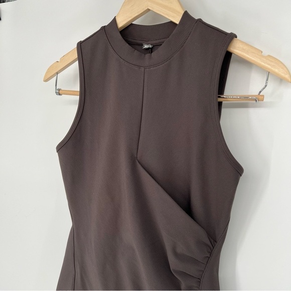 Athleta Bayview Tank deep brownish gray color XS - Picture 4 of 11